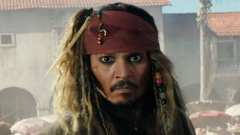 Johnny Depp heads to Disneyland as Captain Jack Sparrow to surprise riders